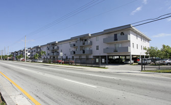 2725 W Okeechobee Rd Apartments