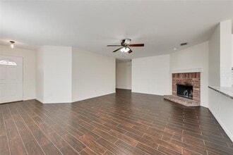 6713 Longleaf Ln in Denton, TX - Building Photo - Building Photo