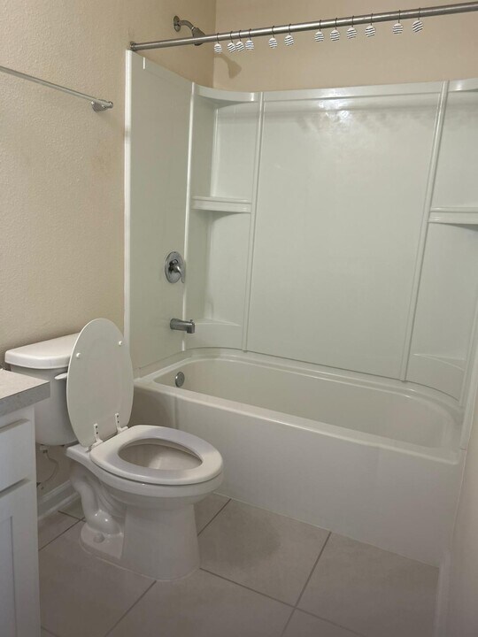 63 Tahiti Shrs Ct in St. Augustine, FL - Building Photo
