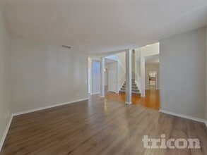 1240 Wyndham Pine Dr in Apopka, FL - Foto de edificio - Building Photo