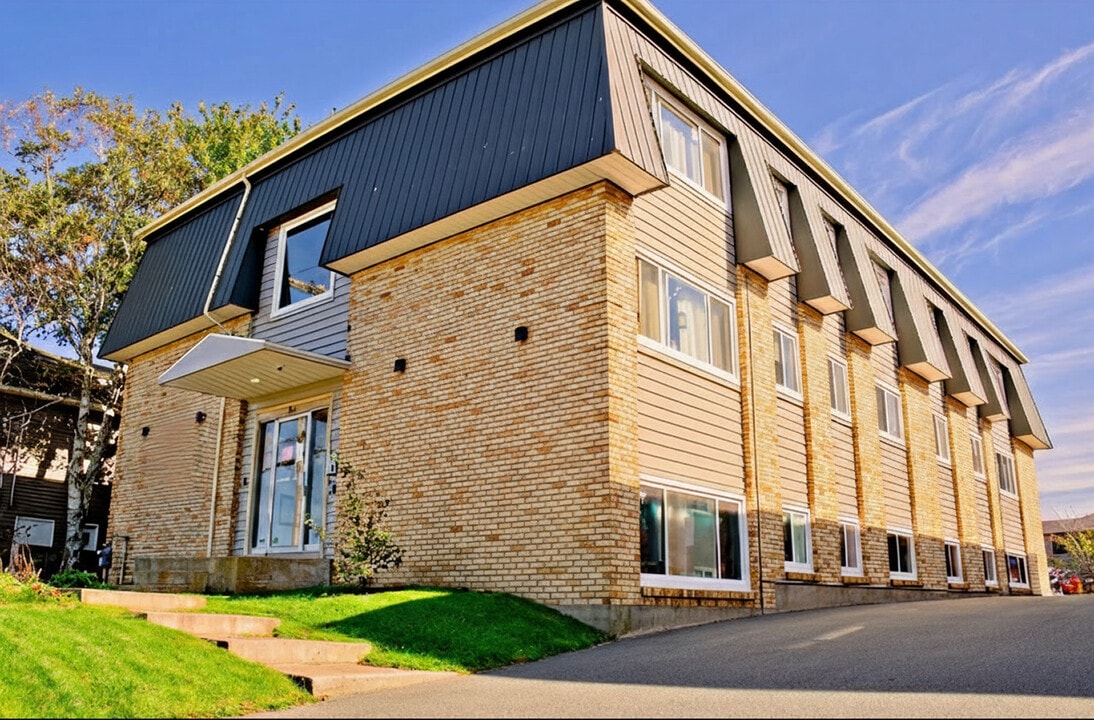 54 Evans Avenue in Halifax, NS - Building Photo