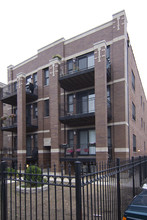 2130 W Touhy Ave in Chicago, IL - Building Photo - Building Photo