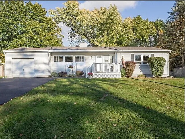 property at 6 Apple Tree Ln