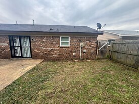 5021 Appleville St in Memphis, TN - Building Photo