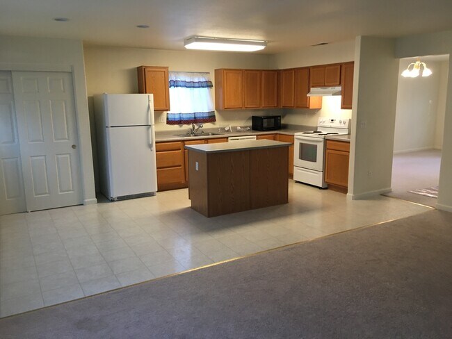 2644 Sunray Dr in Reno, NV - Building Photo - Building Photo