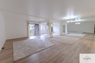 35 Stonehenge Cir in Pikesville, MD - Building Photo - Building Photo