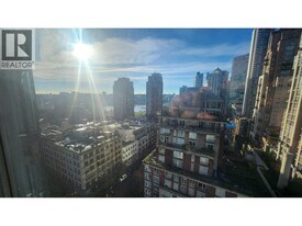 1155 Homer St in Vancouver, BC - Building Photo