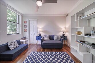 2918 Whitehead St in Miami, FL - Building Photo - Building Photo