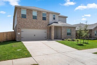 114 Miglia St in Hutto, TX - Building Photo - Building Photo