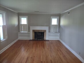 521 Avalon Pl in Tuscaloosa, AL - Building Photo - Building Photo