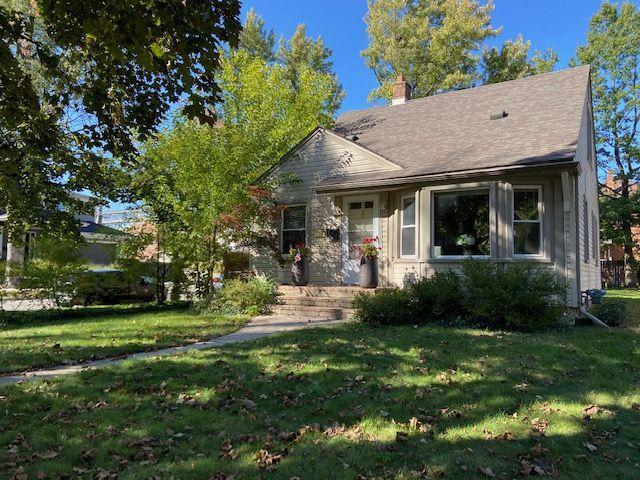property at 703 E 2nd St