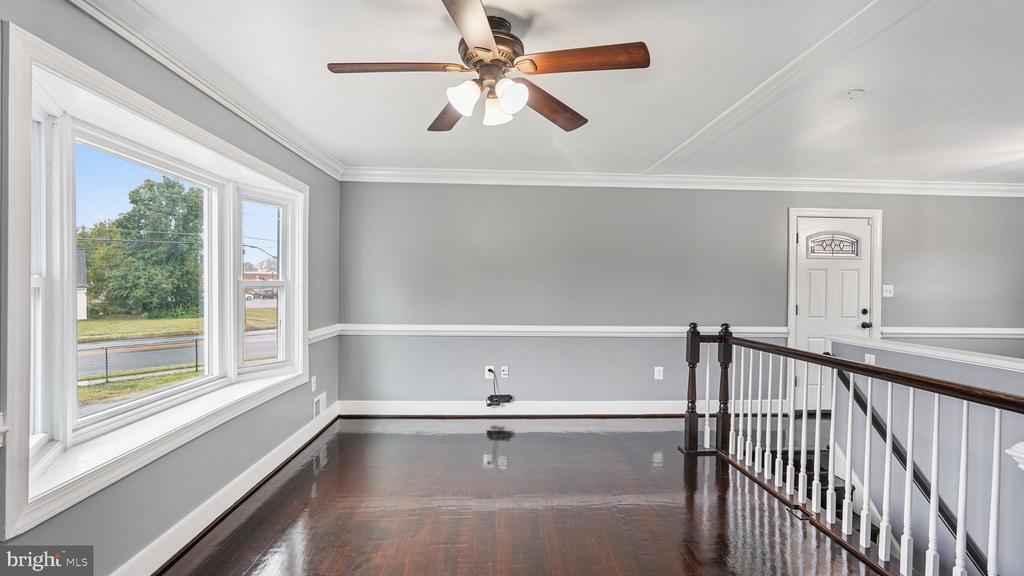 10316 Lomond Dr in Manassas, VA - Building Photo