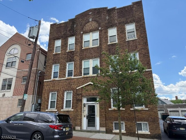 property at 67 Bay St