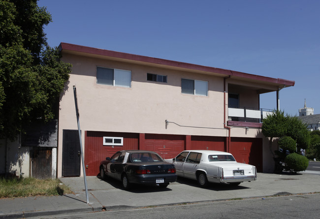 1285 MacArthur Blvd in Oakland, CA - Building Photo - Building Photo