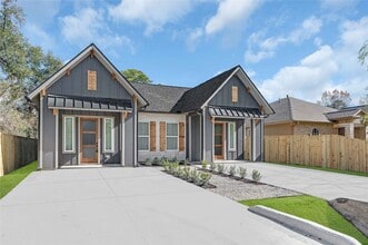 6510 Bunche Dr, Unit B in Houston, TX - Building Photo - Building Photo