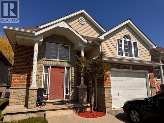 property at 4 Smetana Dr