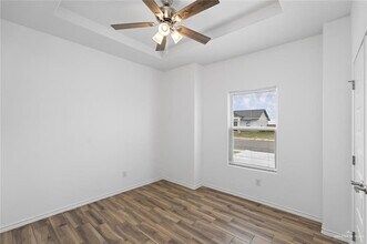 1810 Hope Dr in Mercedes, TX - Building Photo - Building Photo