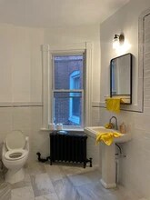 2700 Saint Paul St, Unit 3 in Baltimore, MD - Foto de edificio - Building Photo