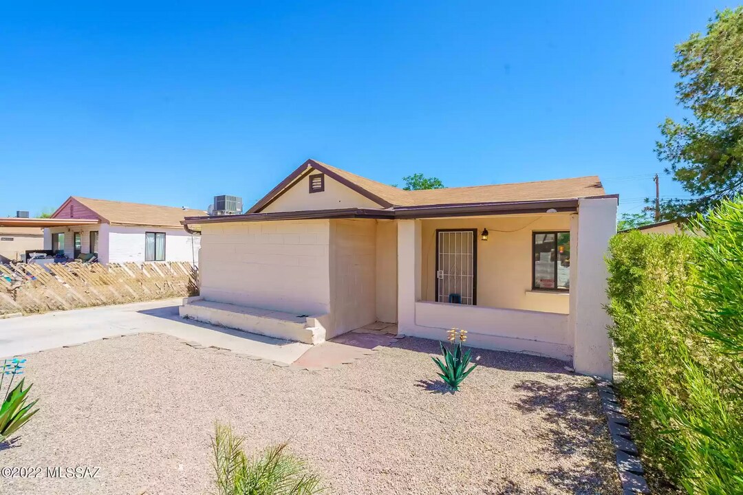 232 E Pennsylvania Dr, Unit 1 in Tucson, AZ - Foto de edificio