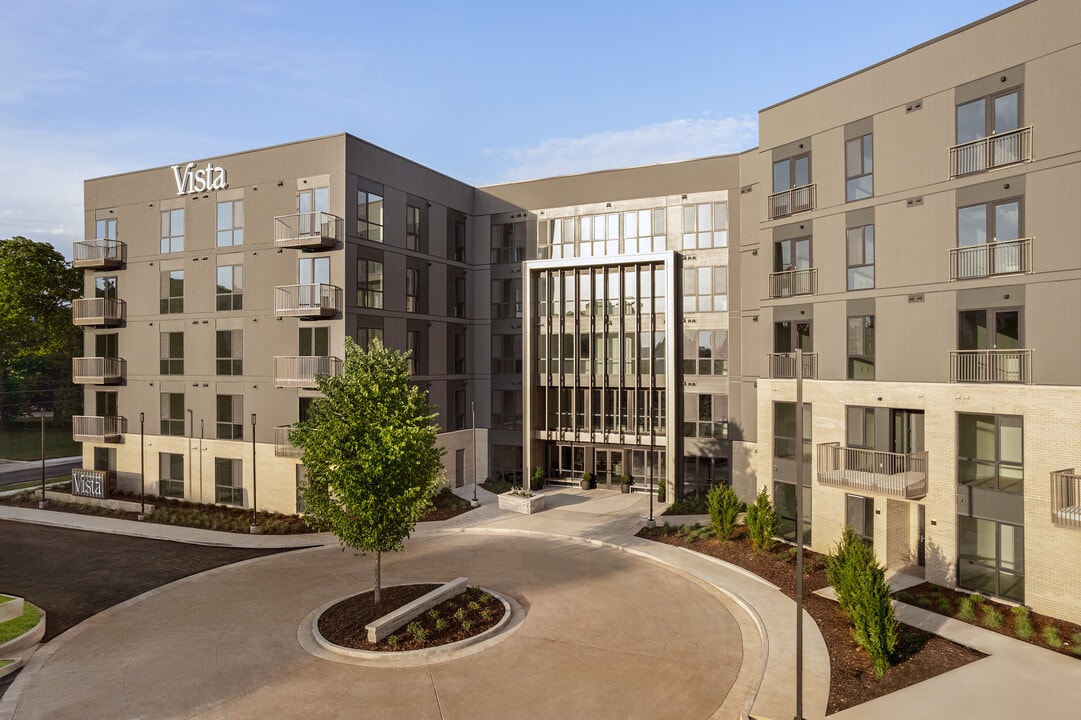Vista at Councill Square in Huntsville, AL - Building Photo