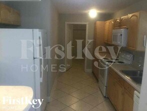 6551 NW 5th St in Margate, FL - Building Photo - Building Photo