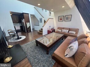 3222 Cherry Hill Ln in Washington, DC - Building Photo - Building Photo