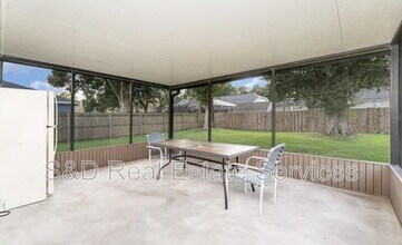 8150 Oakhurst Blvd in Lakeland, FL - Building Photo - Building Photo