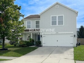 9685 W Quarter Moon Dr in Pendleton, IN - Building Photo