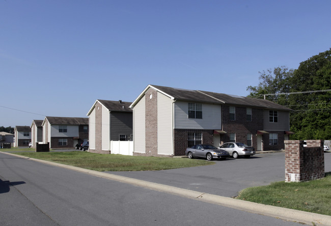 Leighwood Place Apartments in Cabot, AR - Building Photo - Building Photo