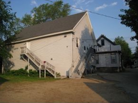 337 Portland St in Rochester, NH - Foto de edificio - Building Photo