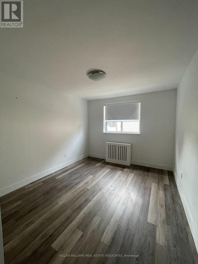 257-257 Torrens Ave in Toronto, ON - Building Photo - Building Photo