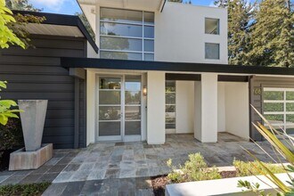 705 Evergreen St in Menlo Park, CA - Building Photo - Building Photo