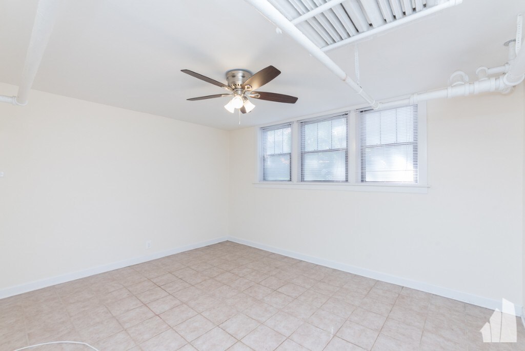 4951 N Oakley Ave in Chicago, IL - Building Photo