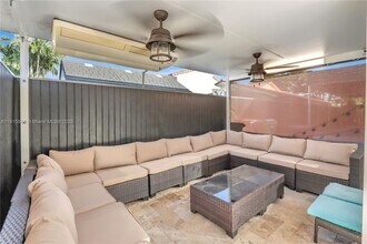 10365 SW 9th Terrace in Miami, FL - Building Photo - Building Photo