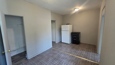 83 Garside St in Newark, NJ - Building Photo - Building Photo