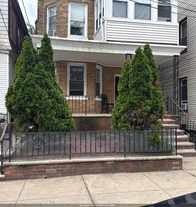 property at 187 Wegman Pkwy