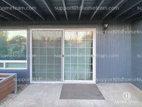 5229 117th Ave SE-Unit -#B in Bellevue, WA - Building Photo - Building Photo