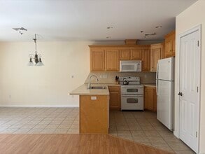 380 Main St in Wallingford, CT - Building Photo - Building Photo