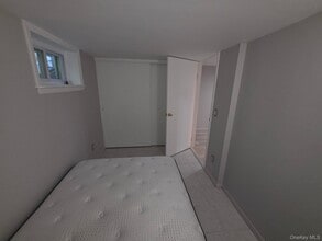 1260 Little Neck Ave in North Bellmore, NY - Building Photo - Building Photo