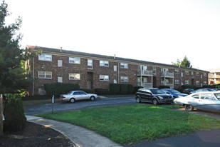 163-171 Lakeshore Dr Apartments