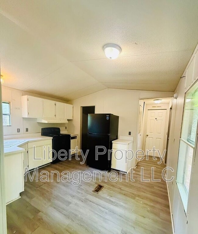 128 Ed Thomas Rd in Cameron, NC - Building Photo - Building Photo