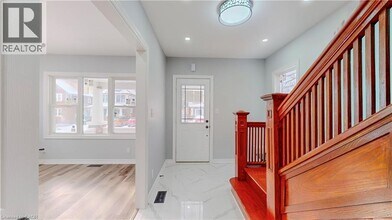 4357 Seneca St in Niagara Falls, ON - Building Photo - Building Photo