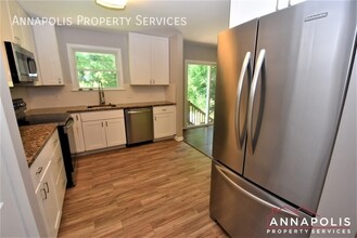 442 Poplar Ln in Annapolis, MD - Foto de edificio - Building Photo
