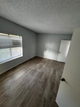 2208 N Broadway in Santa Ana, CA - Building Photo - Building Photo