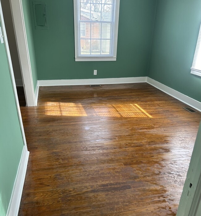 181 E Wall St in Cookeville, TN - Building Photo - Building Photo