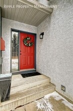 36 Millpark Rd SW in Calgary, AB - Building Photo - Building Photo