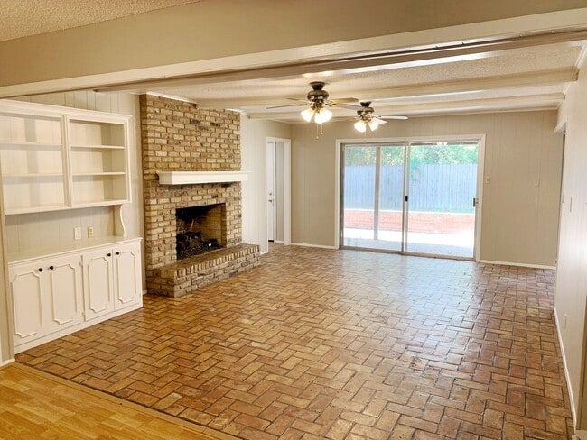 property at 5313 Athens Dr
