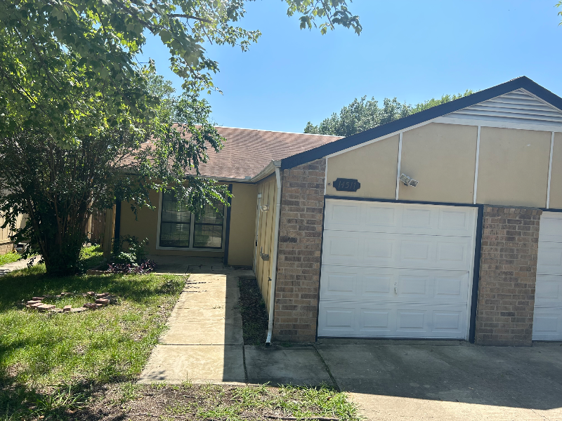 14511 Clovelly Wood in San Antonio, TX - Building Photo