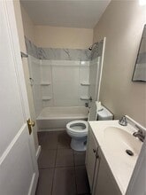 1631 Colonial Oaks Dr in Mobile, AL - Building Photo - Building Photo