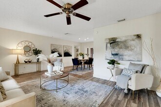 1100 Pinellas Point Dr S in St. Petersburg, FL - Building Photo - Building Photo
